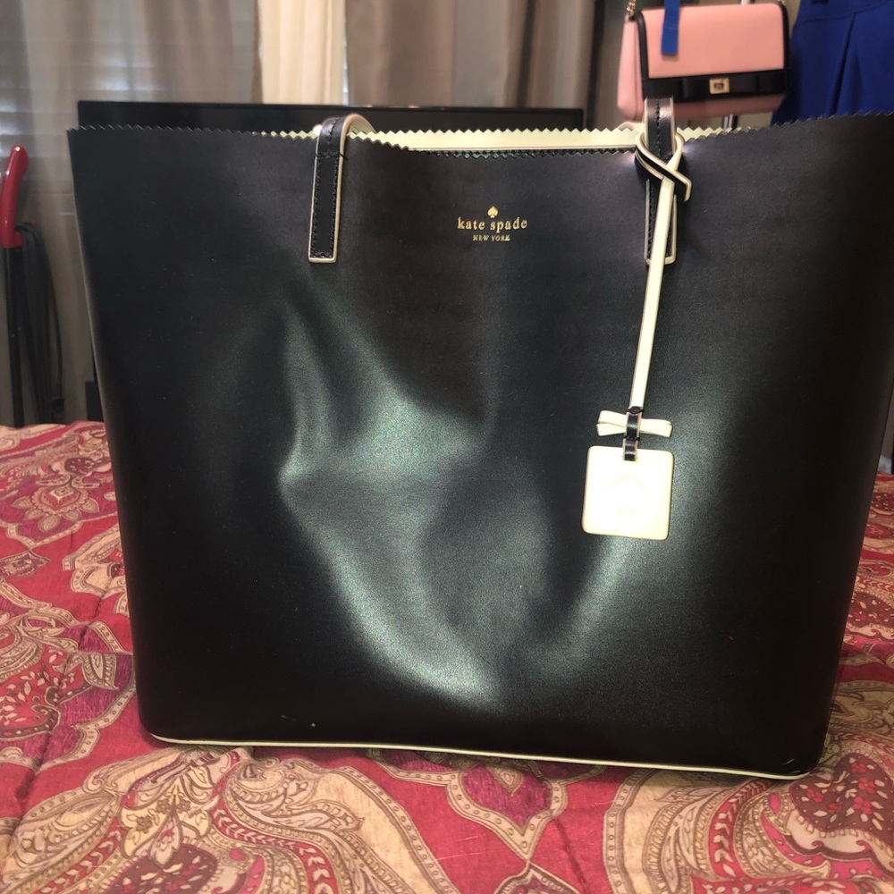 Kate spade tote black